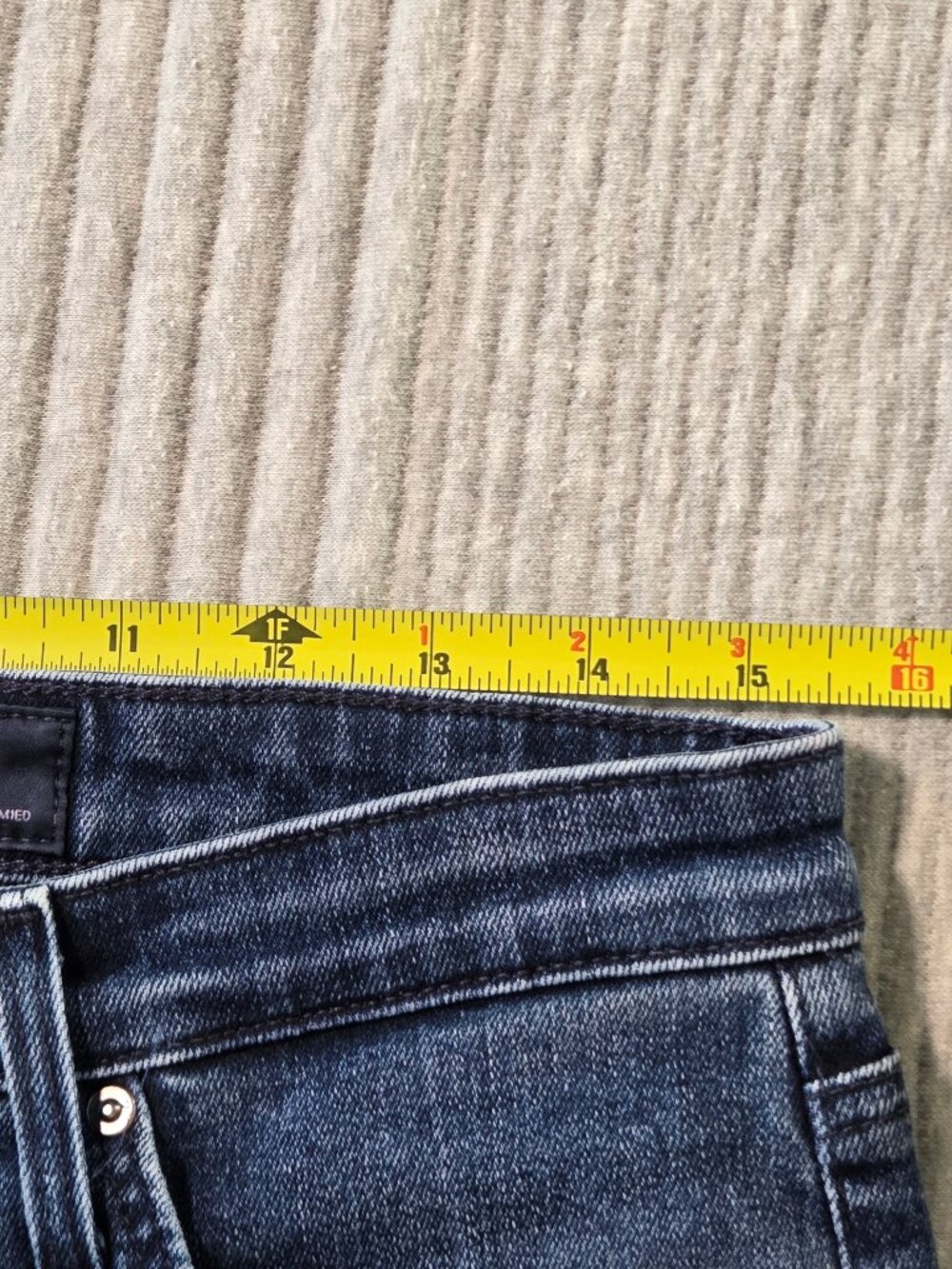 AG Adriano Goldschmied Prima Jeans Womens 29R Dark Wash Slim Cigarette Stretch D - Picture 9 of 10